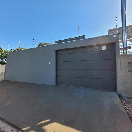 Apartamento Confortavel Para Ate 6 Pessoas, Sao 10 Unidades, Excelente Custo Beneficio อูเบราบา ภายนอก รูปภาพ